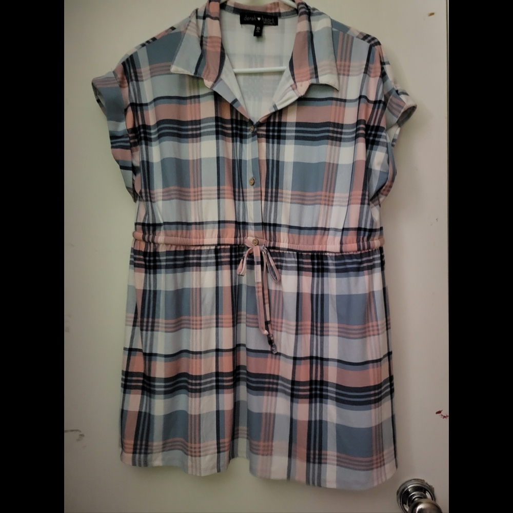 Plaid maternity blouse